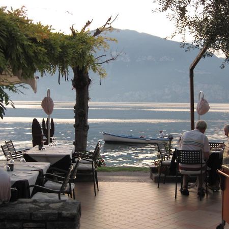 Piccolo Hotel Direkt am See Brenzone sul Garda Buitenkant foto