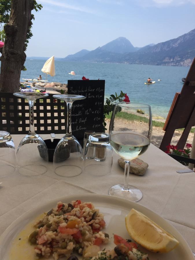 Piccolo Hotel Direkt am See Brenzone sul Garda Buitenkant foto